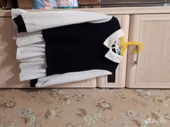 Отдам бесплатно детские вещи