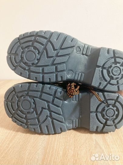 Спецобувь мужская 41 размер