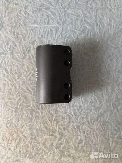 Зажим для трюкового самоката Wise