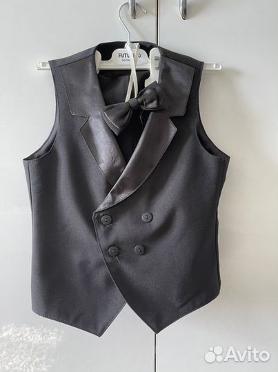 Костюм тройка