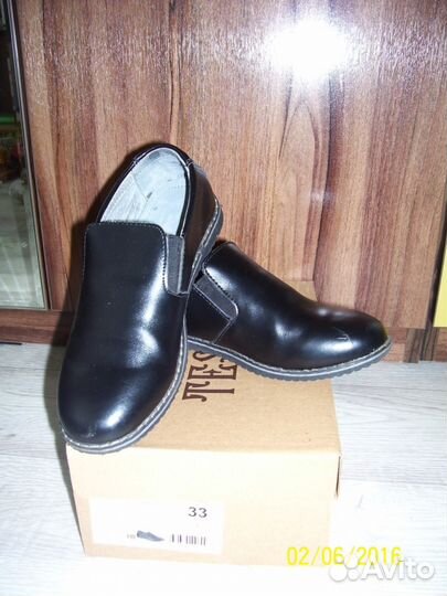 Кожаные ботинки для школы