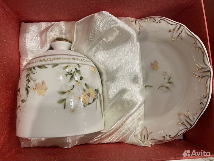 Сервиз royal crown фарфор новый