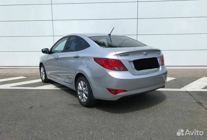 Hyundai Solaris 1.4 AT, 2015, 143 814 км