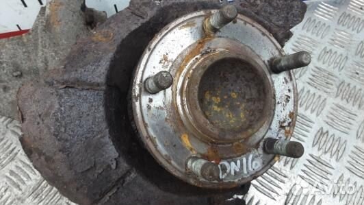 Ступица задняя правая mazda 3 1 (EDN16NY01)