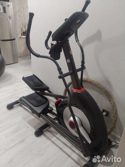 Эллиптический тренажер