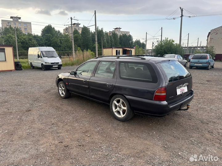 Ford Mondeo 1.8 МТ, 1996, 348 730 км