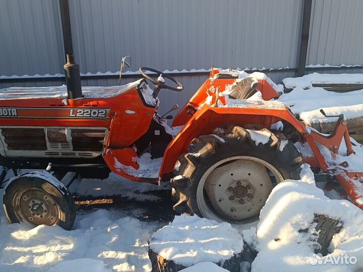 Мини-трактор Kubota L2201DT, 2014