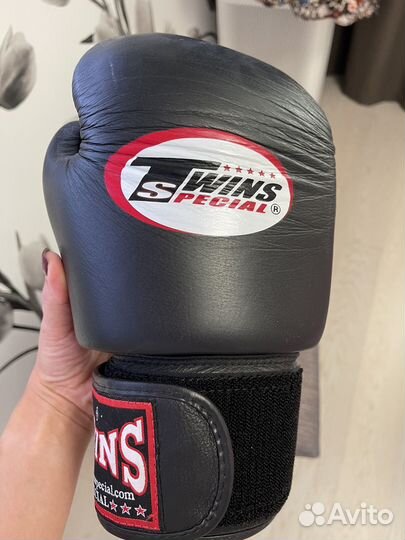 Боксерские перчатки 14 oz, бронь до 20 октября