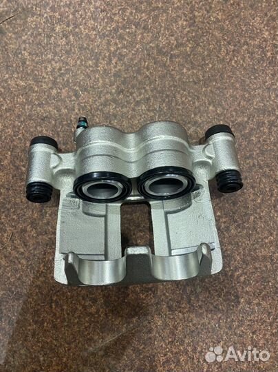 Суппорт передний левый citroen jumper