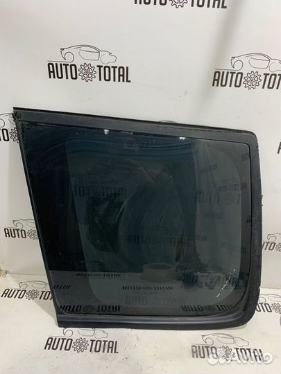 Стекло в крыло заднее левое Nissan X-Trail T30