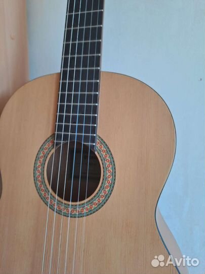 Классическая гитара yamaha c40m
