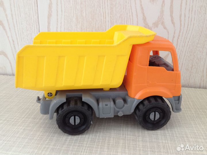 Игрушка машинка самосвал маз СССР
