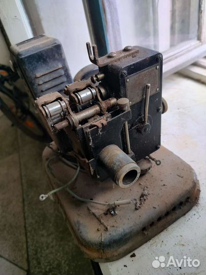 Кинопроектор