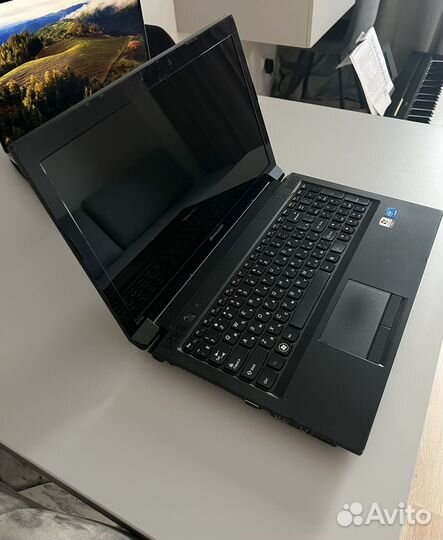 Ноутбук lenovo