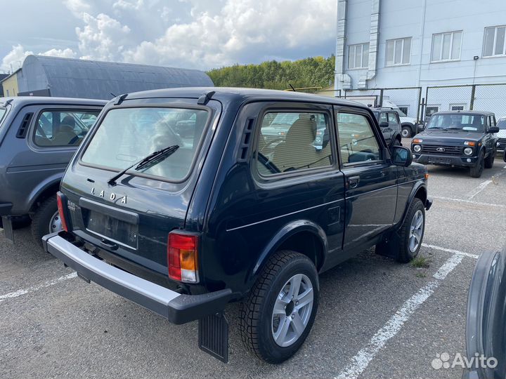 ВАЗ Niva Legend 1.7 МТ, 2023