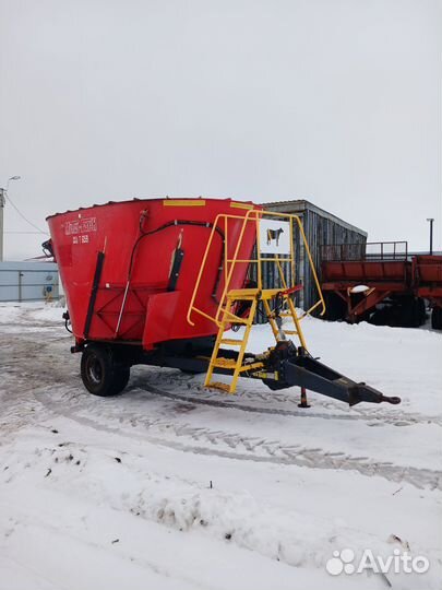Миксер-кормораздатчик Metal-Fach Т-659 11м3, 2019