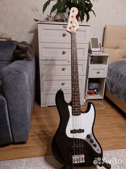 Бас гитара fender squier affinity jazz bass