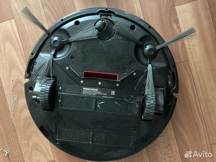 Робот пылесос redmond rv r560
