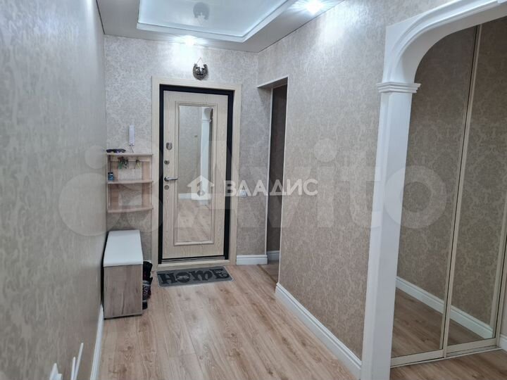 3-к. квартира, 70,9 м², 8/10 эт.