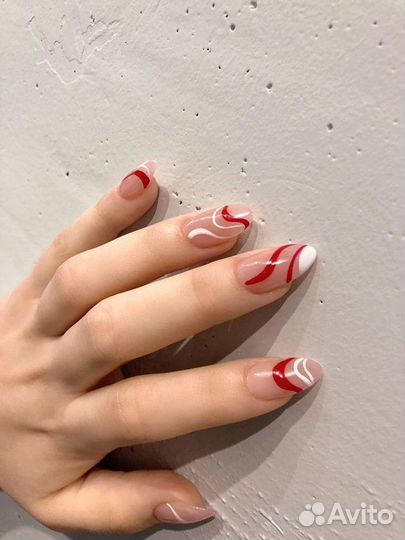 Маникюр, педикюр, наращивание ногтей