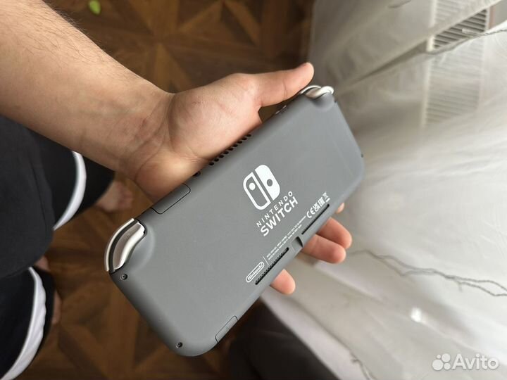 Nintendo switch lite с играми