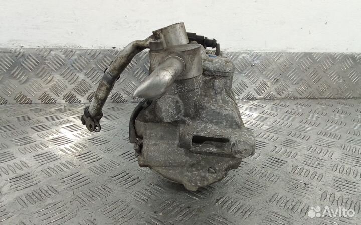 Компрессор кондиционера Volkswagen Touareg рест