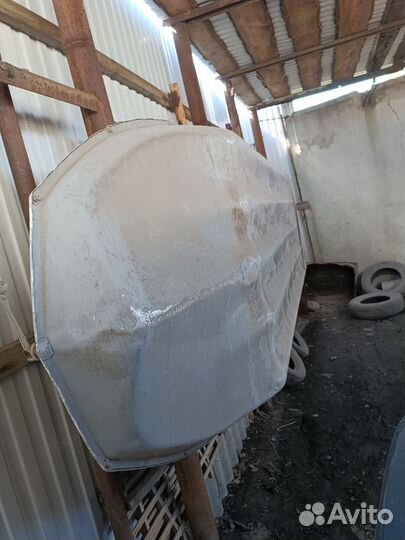 Моторная лодка Романтика