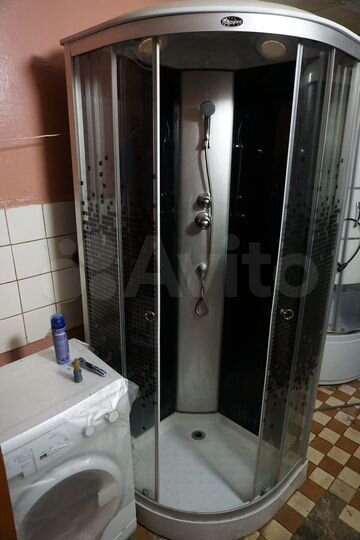 Комната 18 м² в 6-к., 4/5 эт.