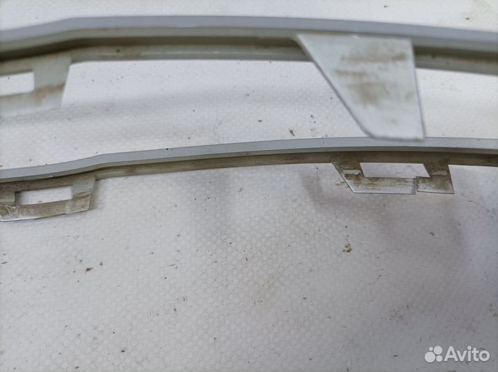 Молдинг решетки радиатора передний Ford Ecosport