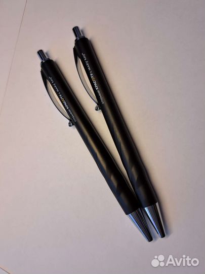 Шариковая ручка от Mary Kay