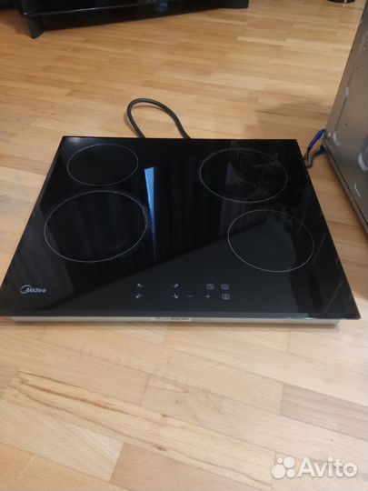 Варочная панель Midea электрическая