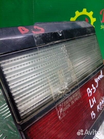 Фонарь внутренний левый Volkswagen Passat B3