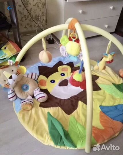 Развивающий коврик