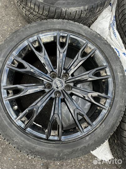 R21 Pirelli Scorpion 285/40, PCD 5x112 DIA 66.6