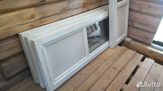 Балконная дверь деревянная