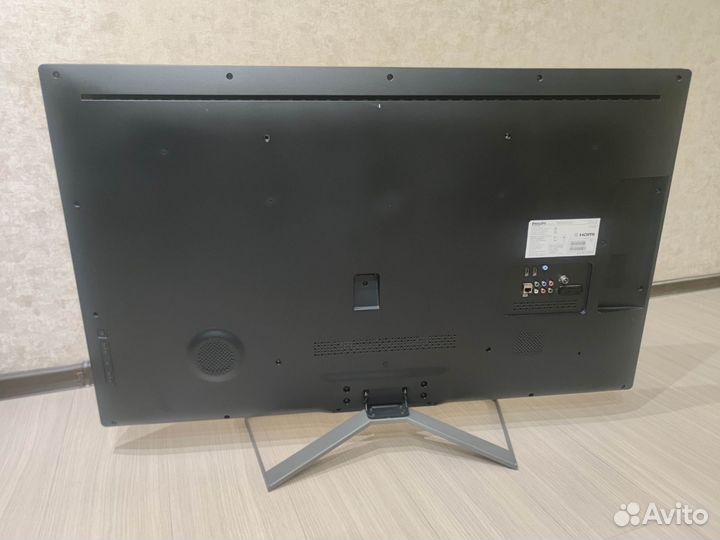 Телевизор Philips 46 дюймов