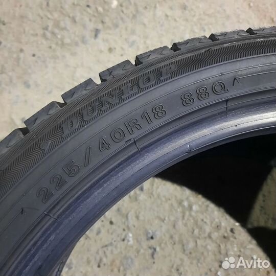 Dunlop Winter Maxx WM02 225/40 R18 88Q