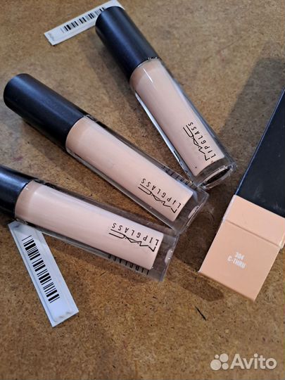 Блеск для губ 304 C-Thru. Mac Mac