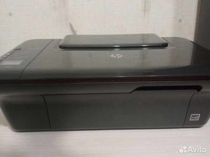 Цветной лазерный принтер HP Deskjet 3050