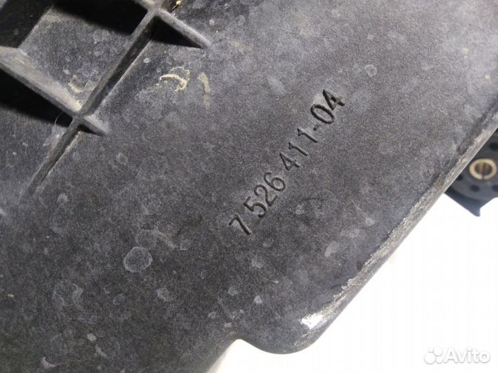 Корпус воздушного фильтра N62 BMW X5E53