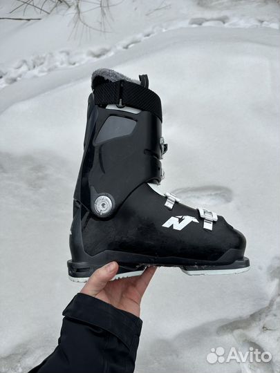 Горнолыжные ботинки