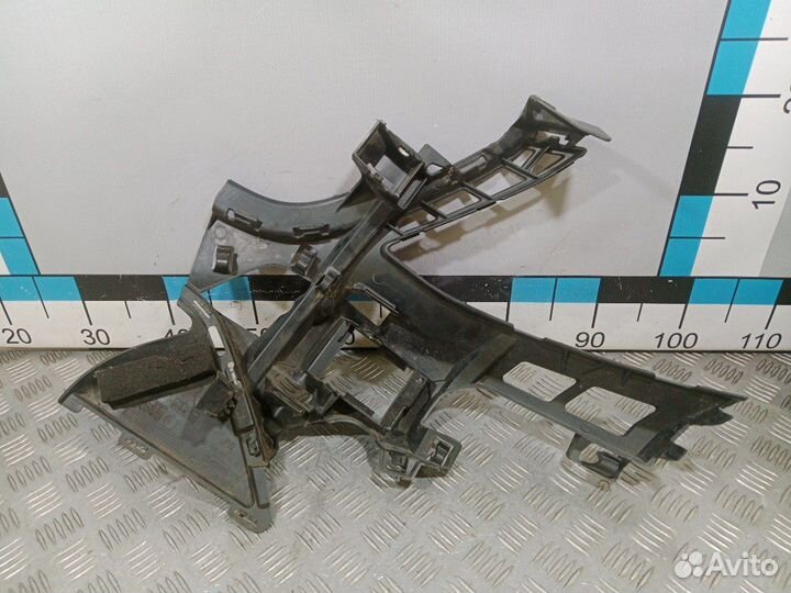 Б/У Кронштейн переднего бампера правый AMG#002