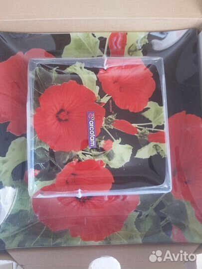 Набор посуды тарелки новый