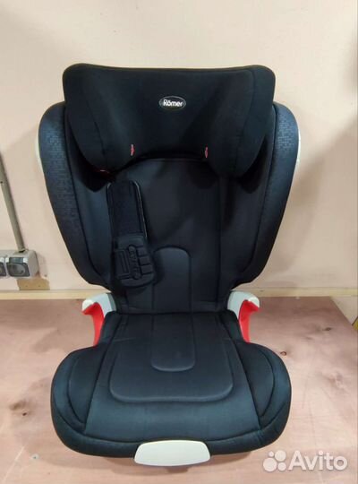 Детское автокресло 15 до 36 кг britax romer kidfix