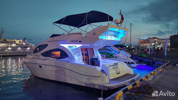 Аренда Яхты, Катера Гидроцикла