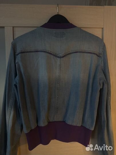Джинсовая куртка женская