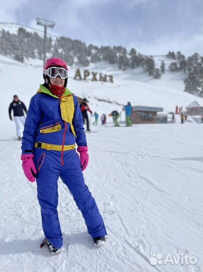 Горнолыжный комбинезон женский