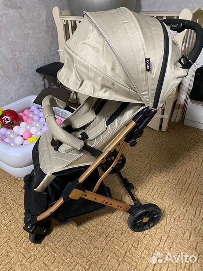 Прогулочная коляска