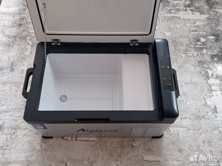 Холодильник для автомобиля новый