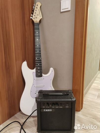 Электро гитара с комбиком